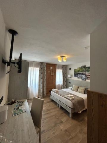 Hotel Edelweiss 3*